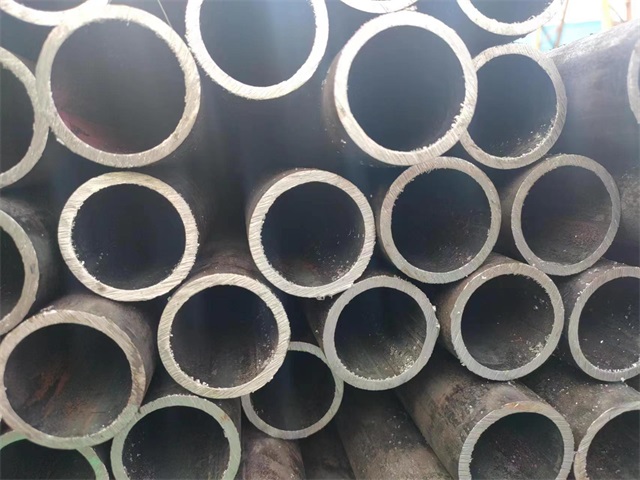 甘南10#結構用無縫鋼管